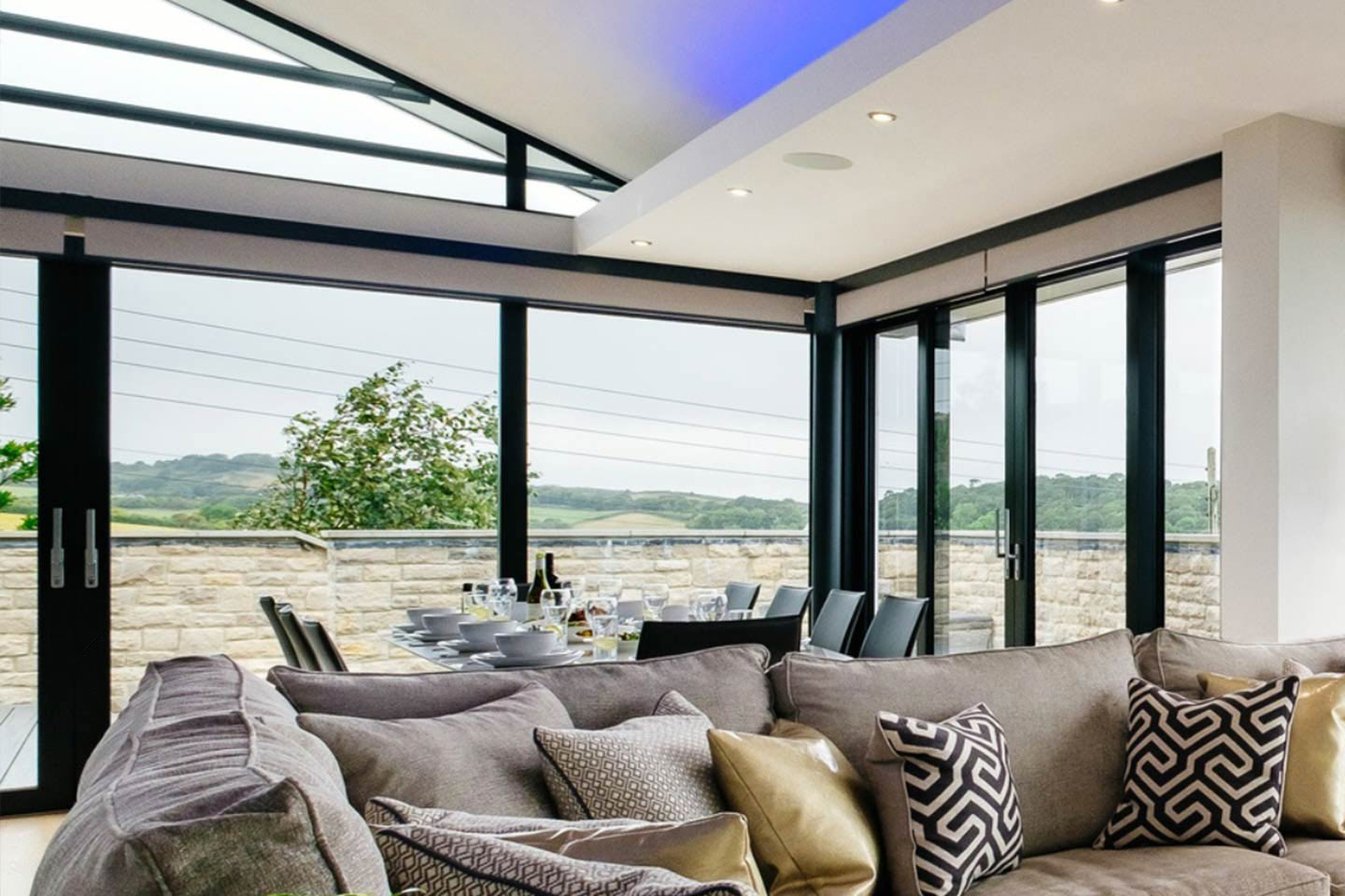 Project: Southbanks V03 Roller Blind System, motorised, RTS Finish: Bespoke RAL