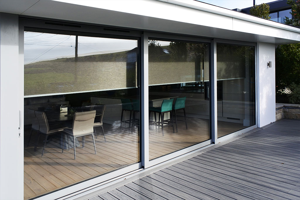 Project: Dorset V03 Roller Blind System - motorised, Control4 Finish: Bespoke RAL Fabric: Mabillon Lava