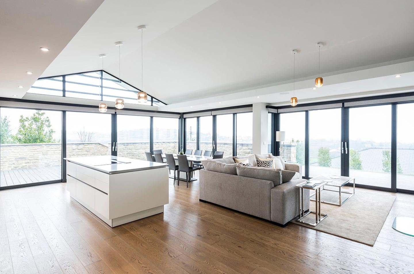 Bespoke window dressing solutions