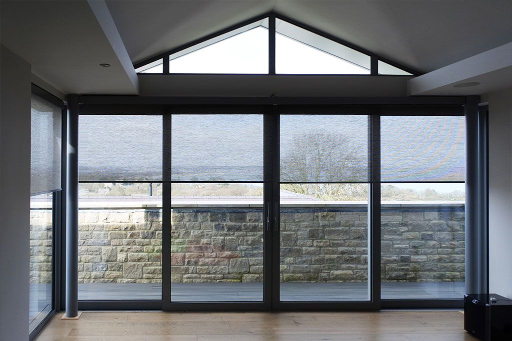 Project: Dorset V03 Roller Blind System - motorised, Control4 Finish: Bespoke RAL Fabric: Mabillon Lava